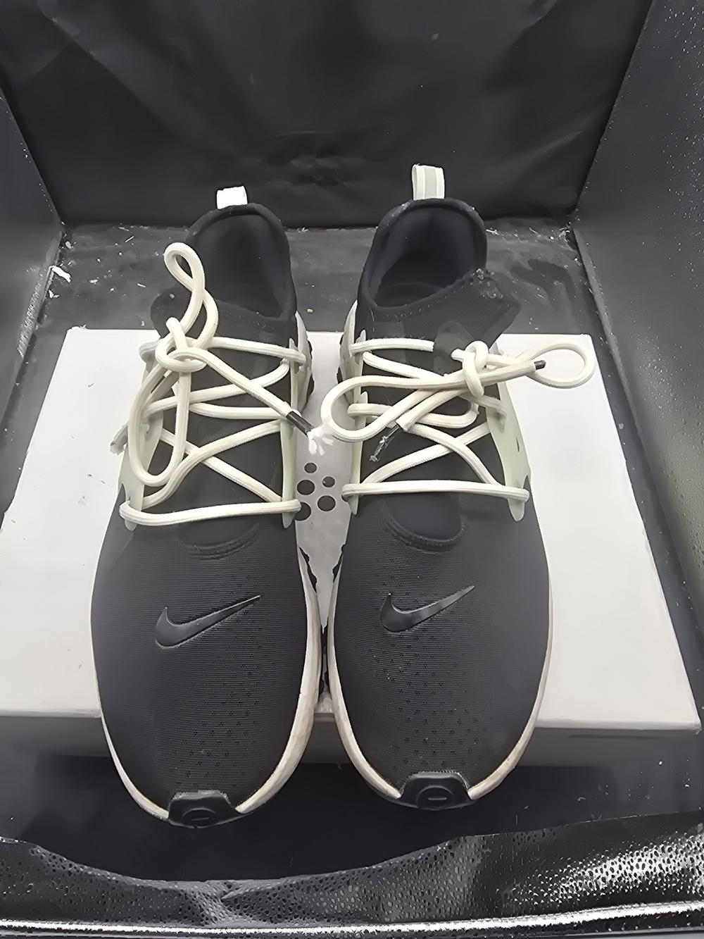 SKU 0332 Nike Black and White‎ Athletic Sneakers